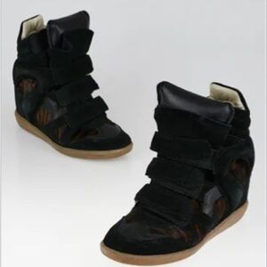 Isabel marant bekett wedge sneakers black with pony hair